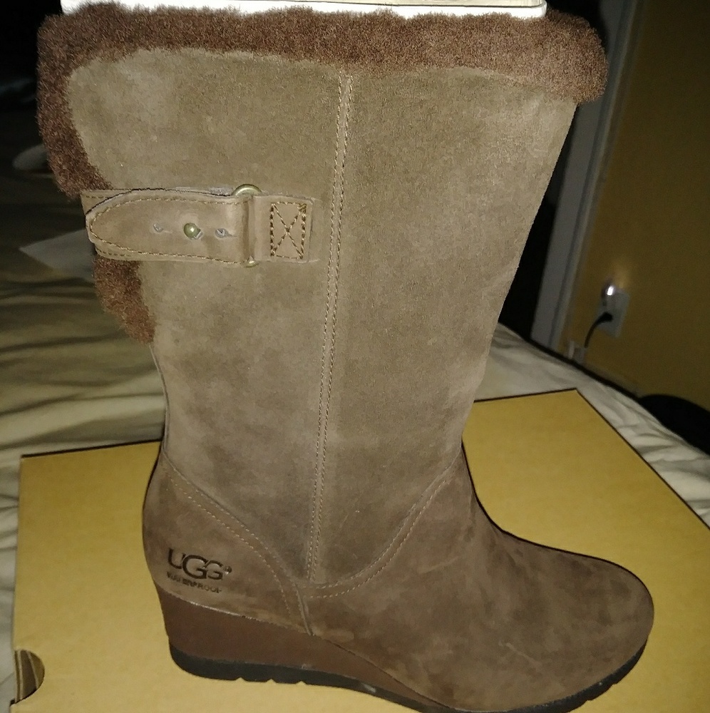 Brand New Ugg Edelina Boot 7.5
